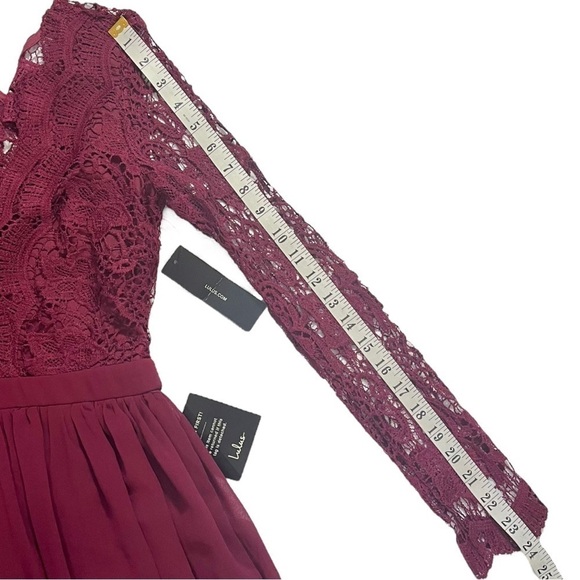 NWT Lulus Awaken My Love Burgundy Lace Maxi Dress sz S - Picture 11 of 14